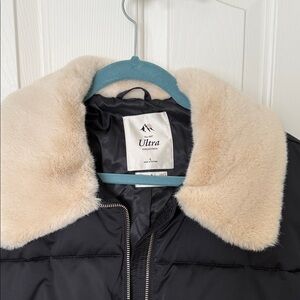 Abercrombie & Fitch Black Puffer with Beige Collar